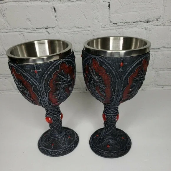Set of 2 Skull Goblet Retro‎ Dragon King Resin Gothic Party Bar Chalice.